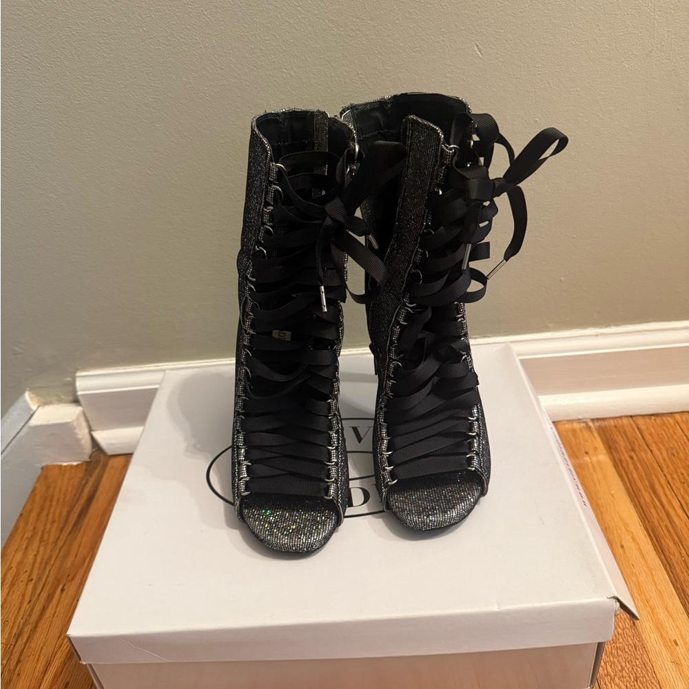 Steve Madden Black and Silver Heeled Boots - Picture 2 of 4